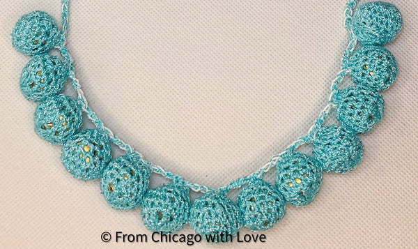 Crocheted bubble ball necklace - teal